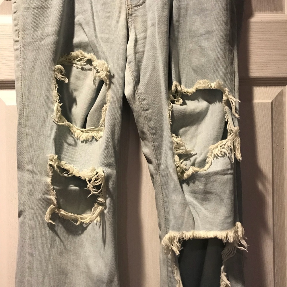 Flying Monkey Ripped Mom jeans - Picture 4 of 5